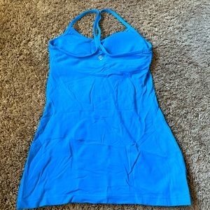 Lululemon twist-back yoga tank, size 4